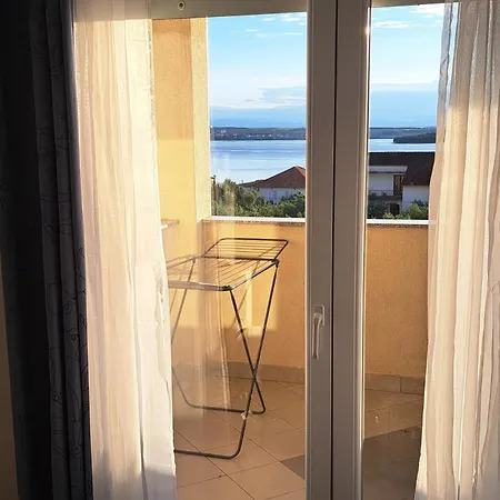 With Parking Space Tkon, Pasman - 24359 טקון