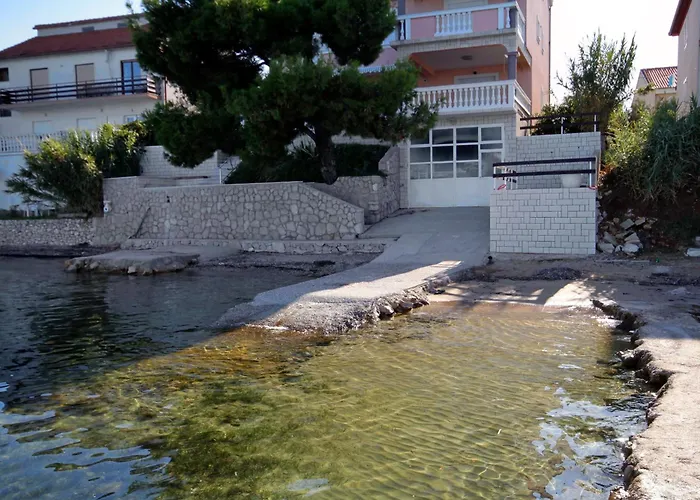 شقة With Parking Space Tkon, Pasman - 24359